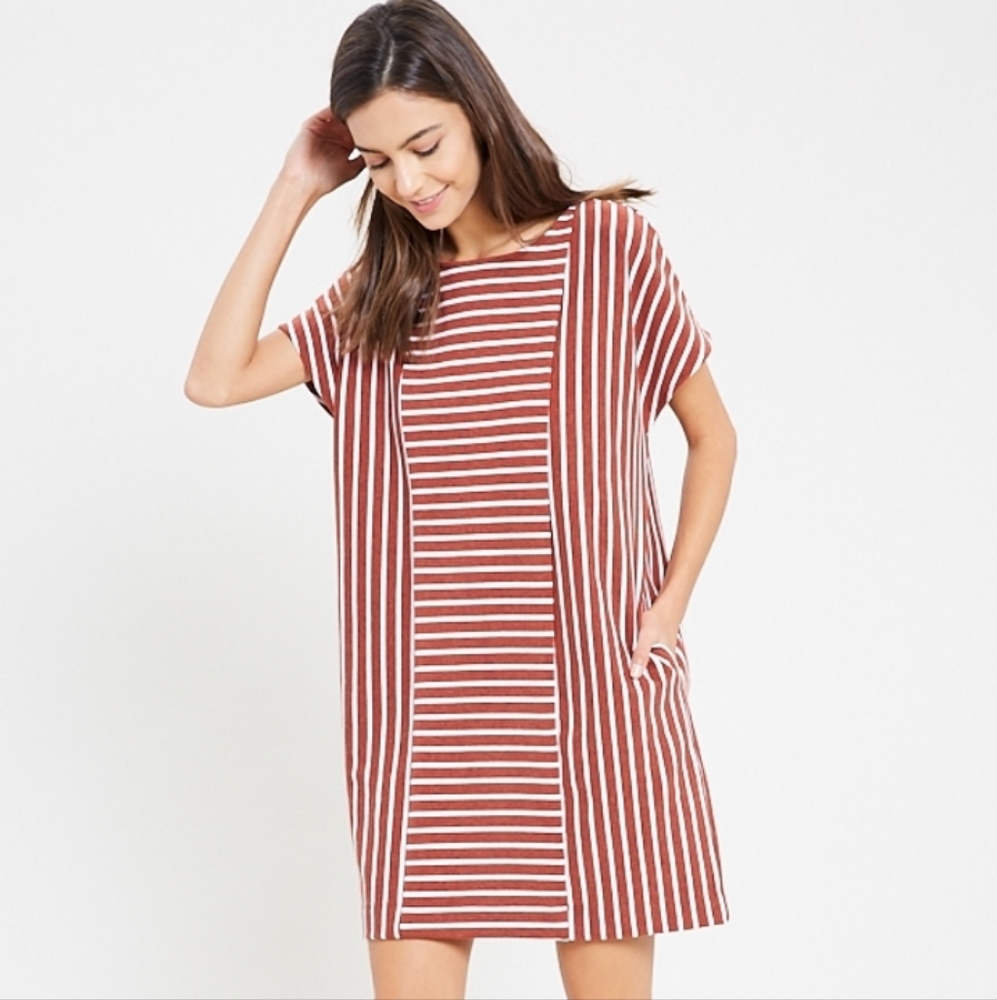 🌞 Wishlist | Striped Jersey Knit Button Back Dress